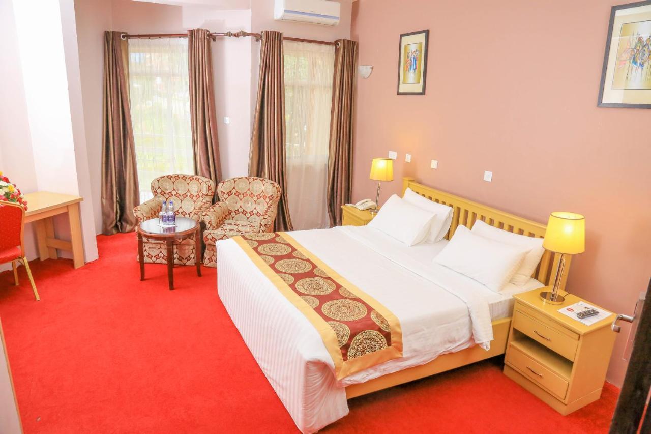 Hotel 7 Seasons Entebbe Ngoại thất bức ảnh