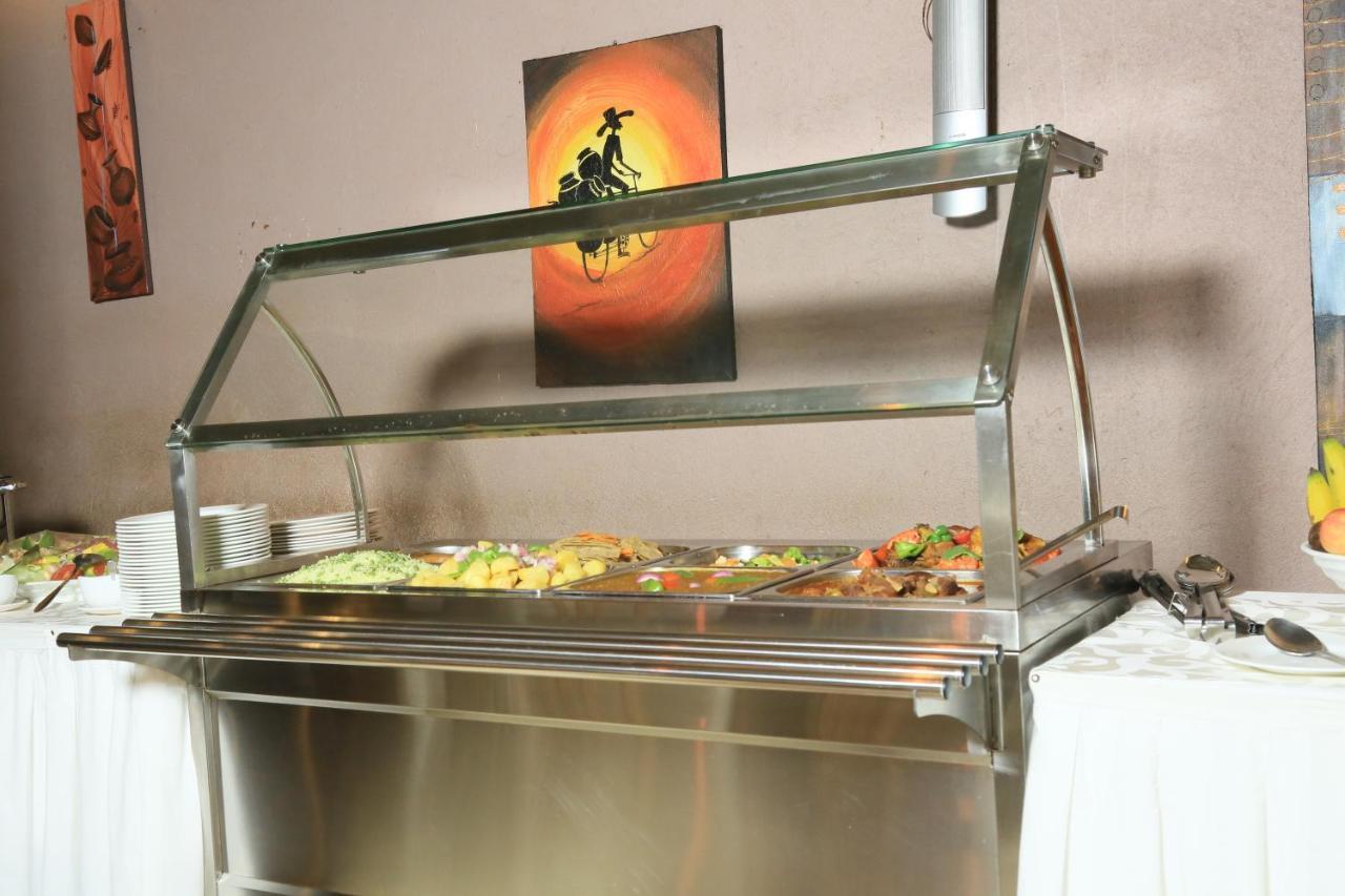 Hotel 7 Seasons Entebbe Ngoại thất bức ảnh